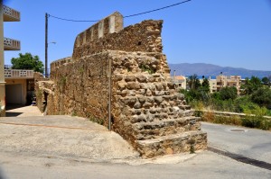 Chania Bike Tours-Minoan Settlement of Kastelli